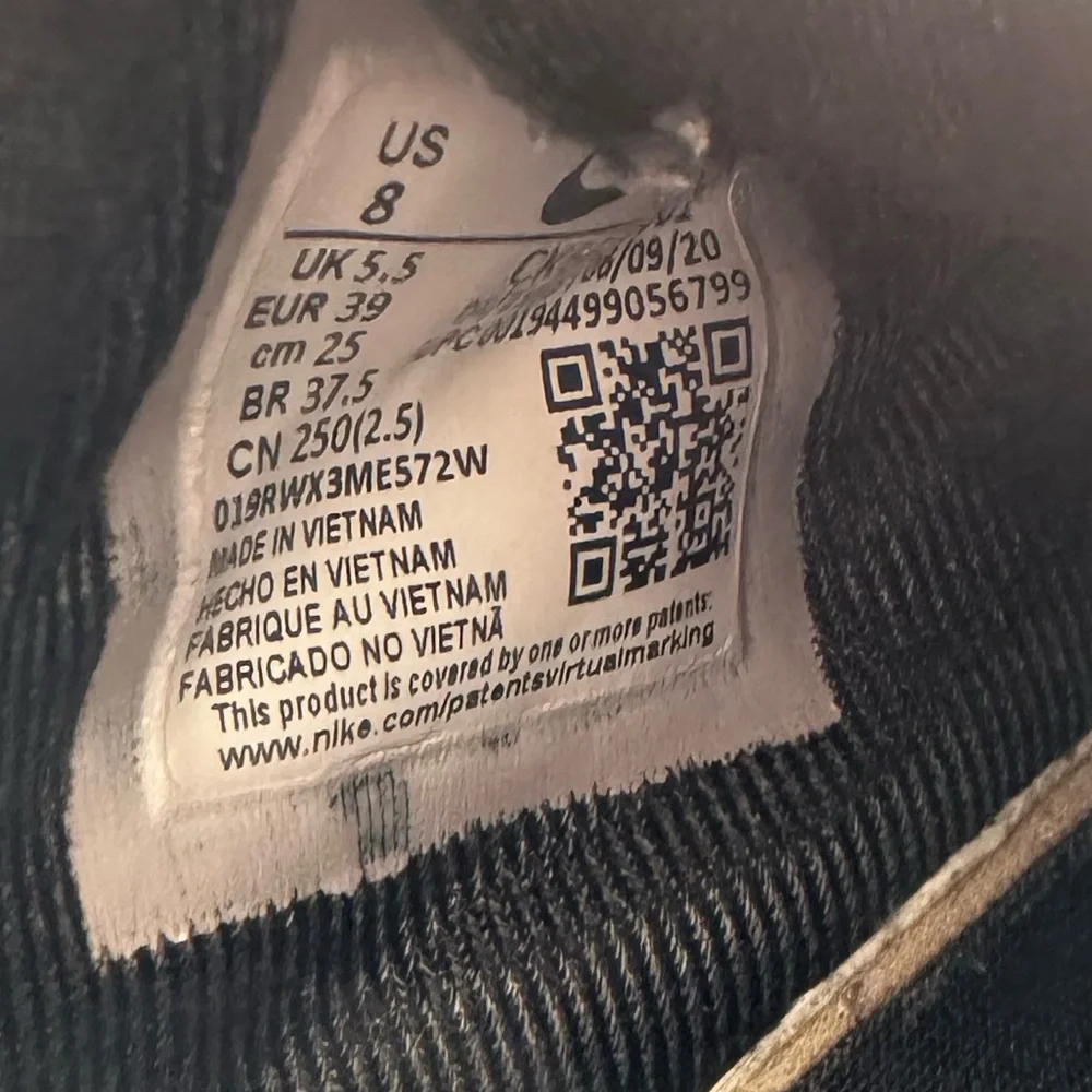 Womens Nike Air Force black leather sneakers size 8 - Picture 4 of 4